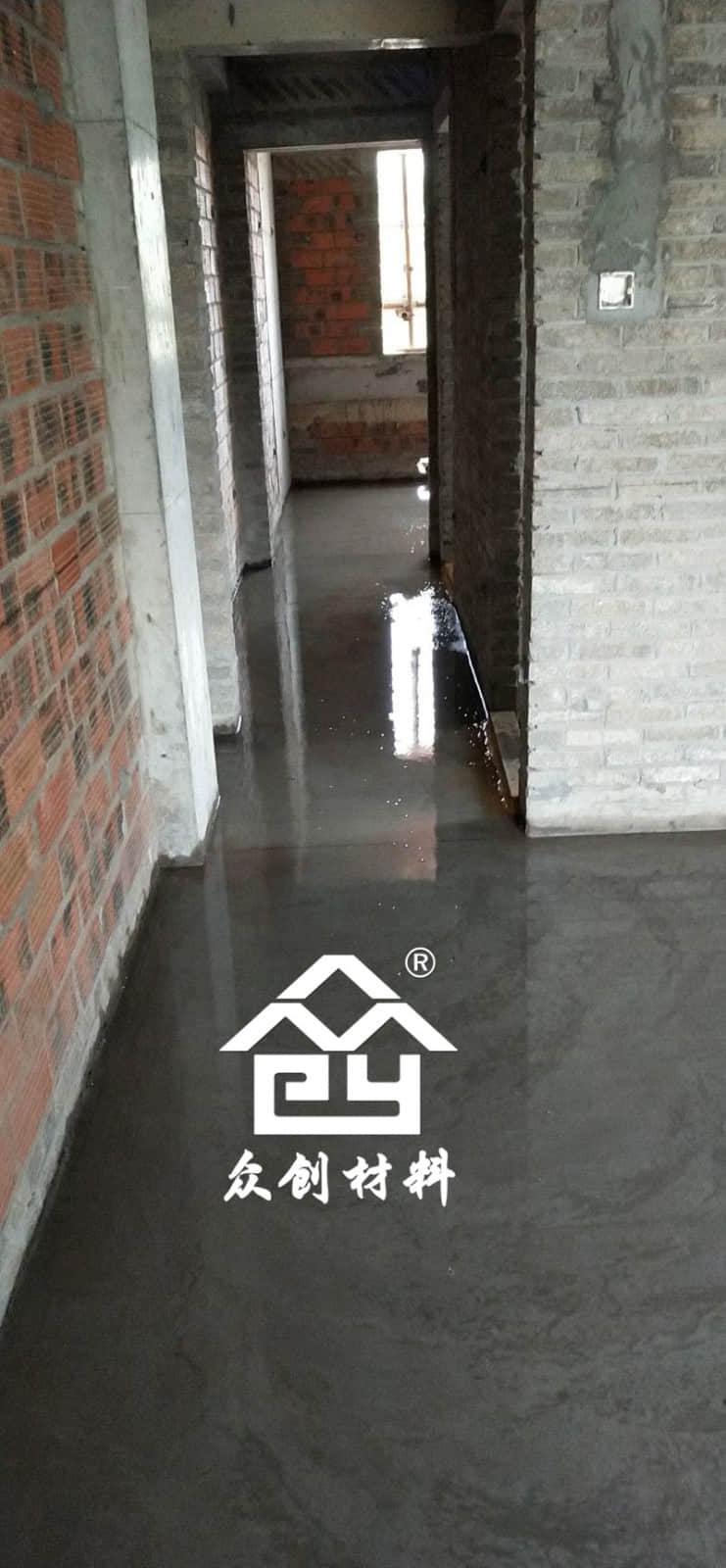 HKS改性聚丙烯保溫隔聲板現場施工現場-灑水養(yǎng)護 HKS改性聚丙烯保溫隔聲板現場施工現場-灑水養(yǎng)護